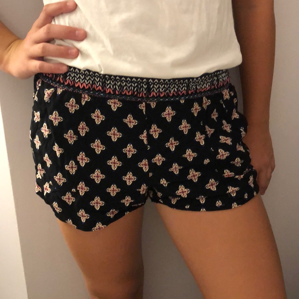 Girls Flowy shorts
